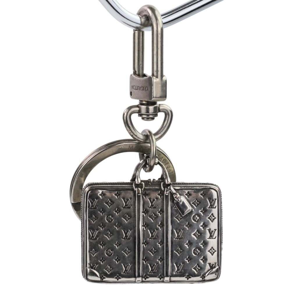 LOUIS VUITTON The Sirius Travel Monogram Bag Charm Key Ring M62717 Silver Col... - Picture 3 of 16